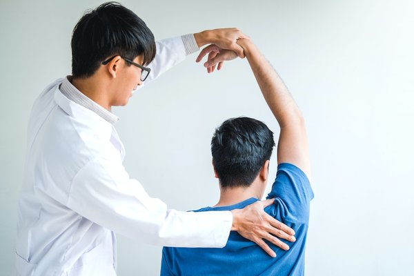 Un guide complet pour la musculation : exercices, alimentation et programme d'entraînement